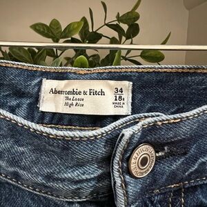 Abercrombie & Fitch High-Rise Loose Women's Jeans